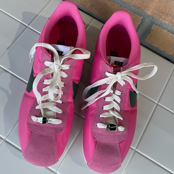 Nike Cortez Trainers in Pink, Green, & Cream  Women’s NWT Size 10 Sneakers Shoes - Picture 7 of 11